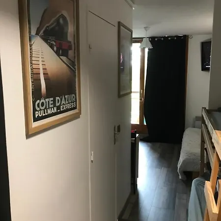 Bienvenue Chez Nous Apartment *
